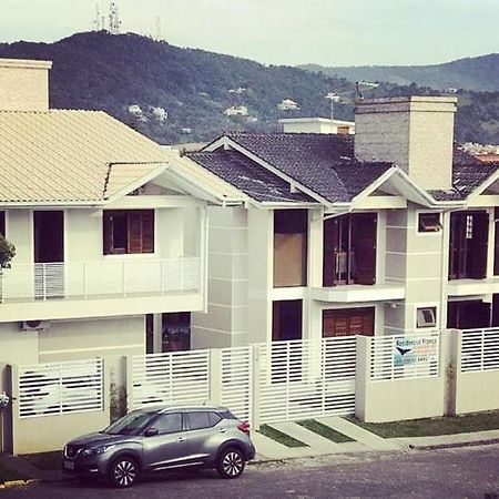 Residencial Franca Garopaba Leilighet Eksteriør bilde