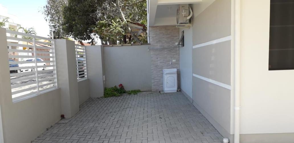 Residencial Franca Garopaba Leilighet Eksteriør bilde