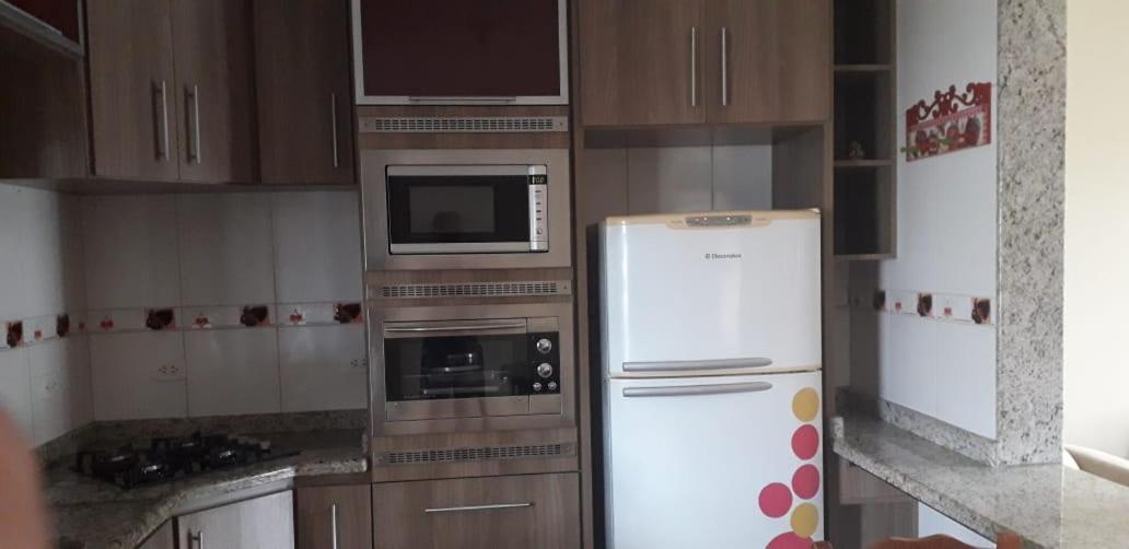 Residencial Franca Garopaba Leilighet Eksteriør bilde